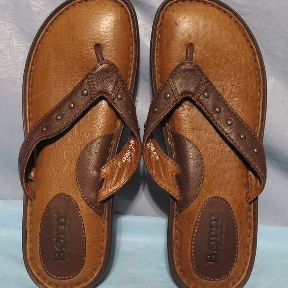 born leather flip flops